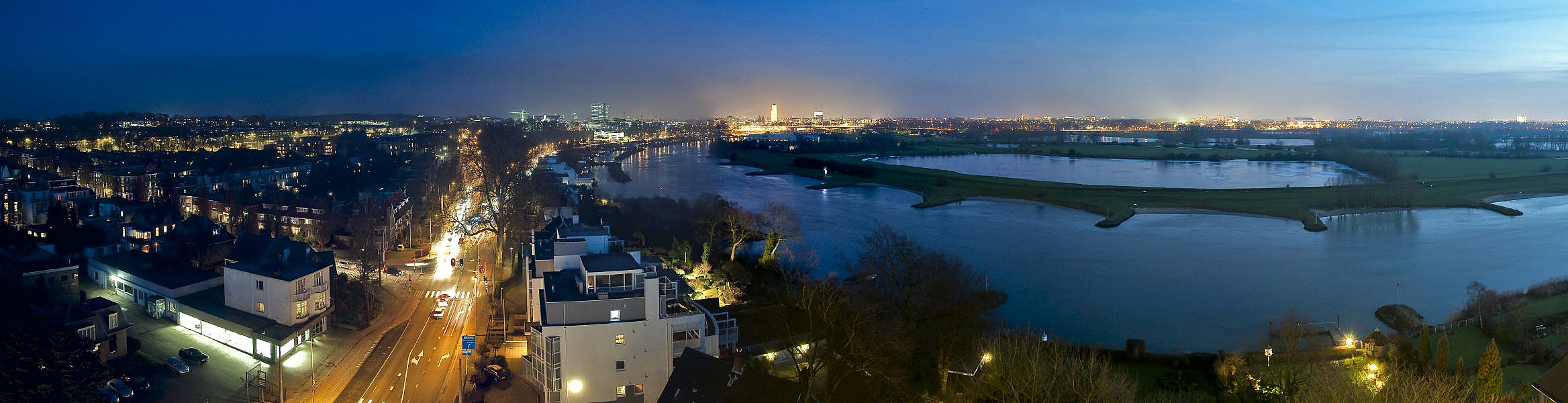 Arnhem in het donker